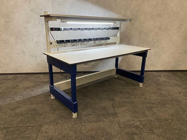 Adiform - laboratorium tafel 180x80 - hoogte instelbaar - afbeelding 12 van  23