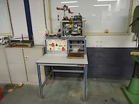Adiform ced - werktafel met testopstelling - afbeelding 1 van  5