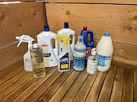 Adix, etos, cif, securit, ecodos schoonmaakmiddelen en toebehoren - afbeelding 1 van  10