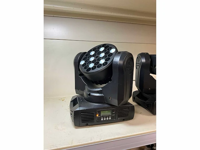 Adj inno color beam led led moving heads (2x) - afbeelding 3 van  7