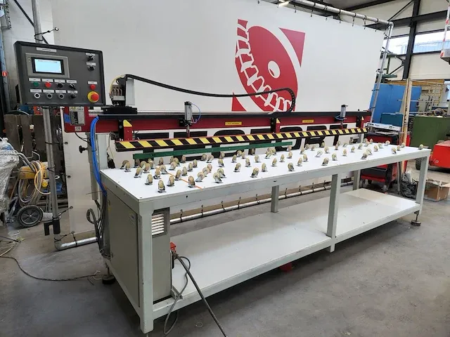 Adk ez-gkm-3000 glaskitautomaat - afbeelding 1 van  12