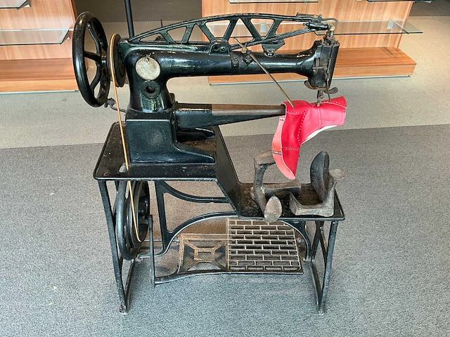 Adler 30-1 stikmachine - afbeelding 1 van  7