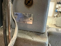 Adler 30-10 lange-arm naaimachine v.v. statief met voetpedaal - afbeelding 6 van  7