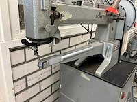 Adler 30-70 lange-arm naaimachine v.v. statief met voetpedaal - afbeelding 3 van  6