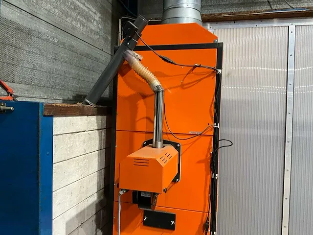 Adler orte power 130 pelletkachel - afbeelding 15 van  20