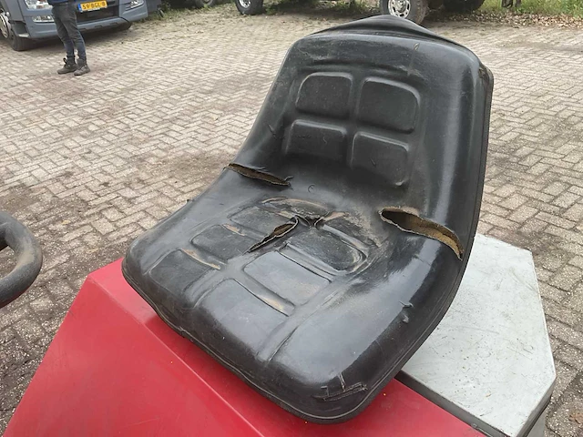 Advance retriever 3600b zelfrijdende veegmachine - afbeelding 7 van  9