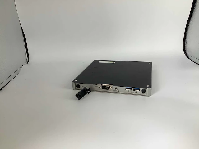 Advantech ds-080 mini desktop/thin client - afbeelding 2 van  3