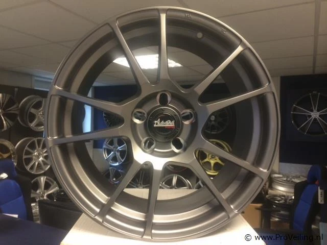 Advanti motegi aluminium velgenset - 5x114.3 8j et45 - afbeelding 1 van  1
