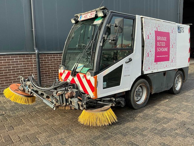 Aebo mfh - 2014 - 2500 - straatveegmachine - afbeelding 1 van  36