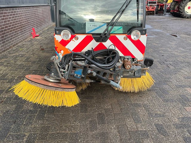 Aebo mfh - 2014 - 2500 - straatveegmachine - afbeelding 34 van  36