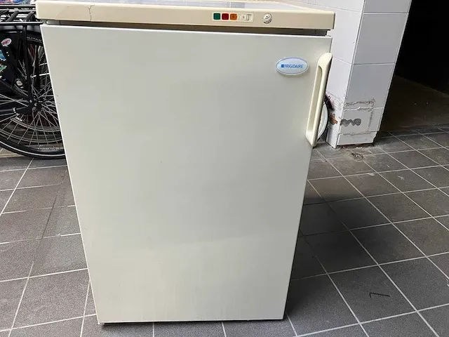 Aeg - lavamat - frigidaire tafelmodel vriezer + aeg lavamat wasmachine 7kg - afbeelding 4 van  11
