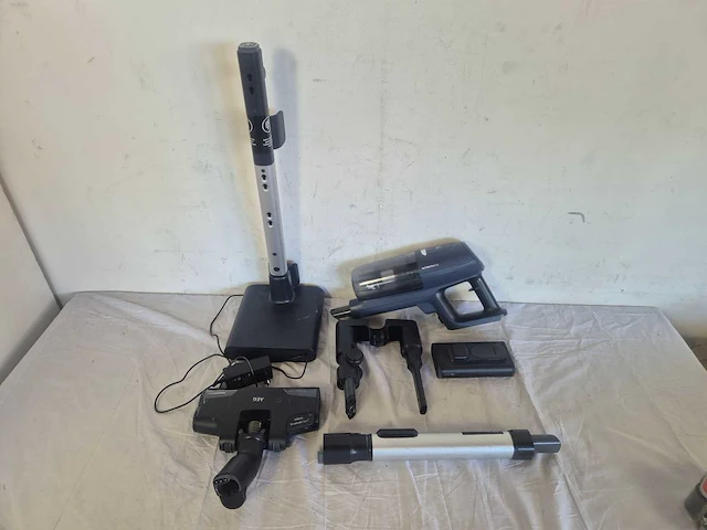 Aeg ap81ub25db ecoline ultimate 8000 - steelstofzuigers - afbeelding 2 van  3
