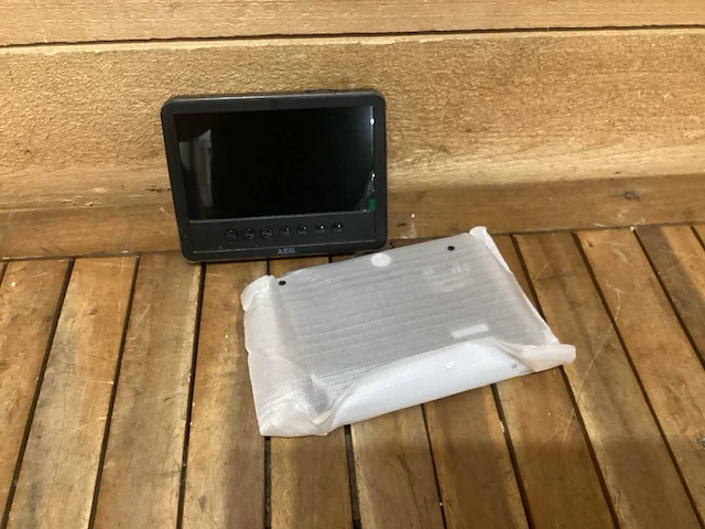 Aeg auto scherm voor dvd - afbeelding 3 van  6