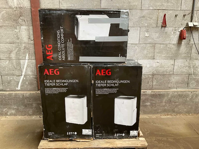 Aeg axp26u338bw mobiele airco (3x) - afbeelding 1 van  6