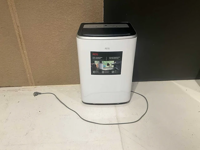 Aeg axp34u338cw mobiele airco - afbeelding 1 van  5