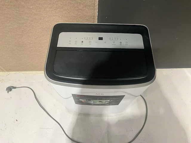 Aeg axp34u338cw mobiele airco - afbeelding 2 van  5
