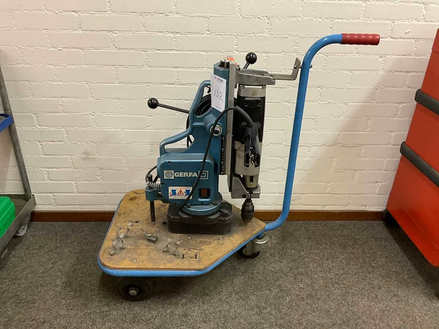 Aeg b4-26 magneetboormachine - afbeelding 1 van  4
