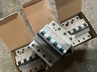 Aeg c32 aardlek automaat (3x) - afbeelding 3 van  3