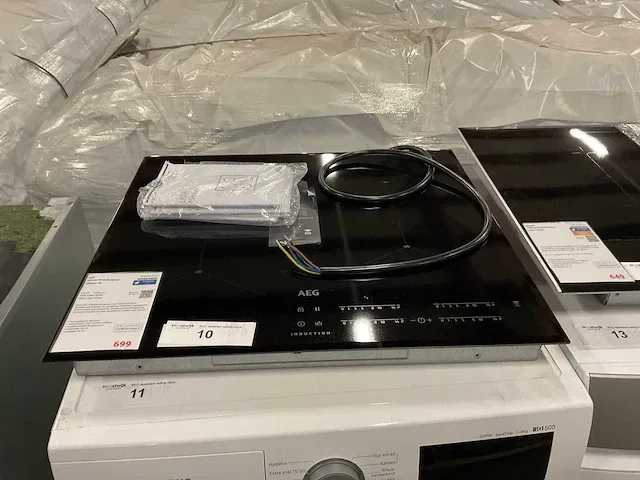 Aeg iae64411fb inductie kookplaat - afbeelding 1 van  3