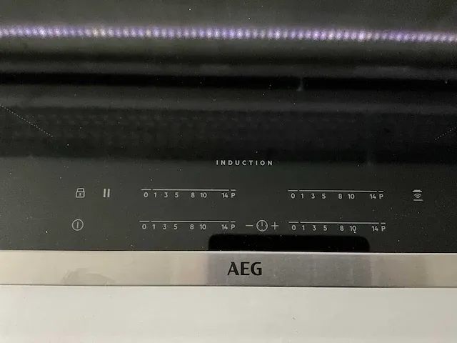 Aeg indction 62d4a01aa kookplaat - afbeelding 2 van  9