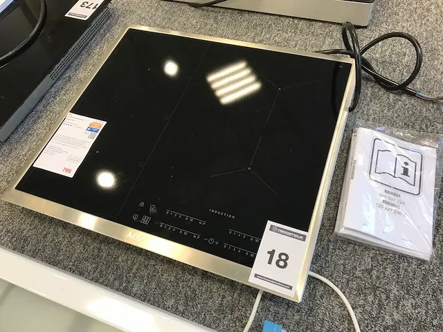 Aeg inductie inbouwkookplaat ike64471xb - afbeelding 2 van  3