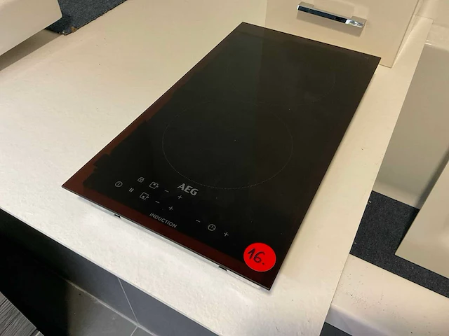 Aeg inductie kookplaat 29x52 cm - afbeelding 4 van  4