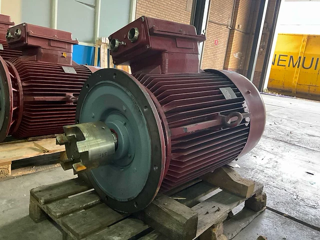 Aeg ka7315m-bb05g-z elektromotor - afbeelding 1 van  5