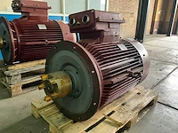 Aeg ka7315m-bb05g-z elektromotor - afbeelding 1 van  5