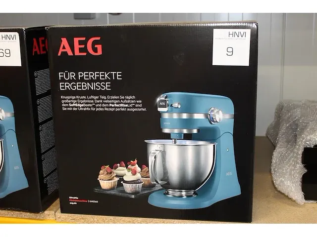 Aeg km5560-u keukenmachine 1200. - afbeelding 1 van  3