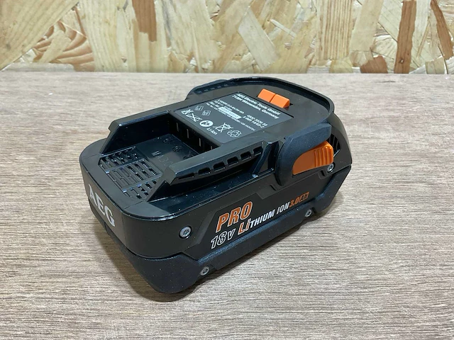 Aeg l1830r/3.0 ah accu - afbeelding 6 van  8