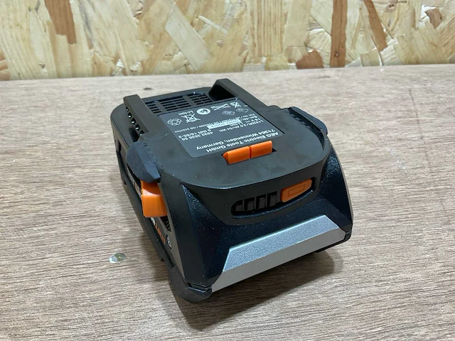 Aeg l1830r/3.0 ah accu - afbeelding 7 van  8