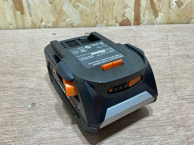 Aeg l1830r/3.0 ah accu - afbeelding 8 van  8