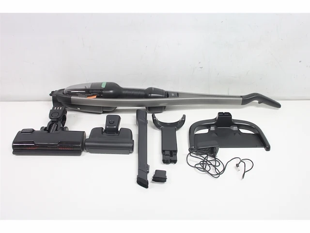 Aeg snoerloze stofzuiger 2in1 alle vloeren incl. accessoires zwart - afbeelding 2 van  3