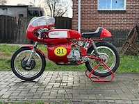 Aermacchi harley davidson 250cc racer - afbeelding 12 van  19
