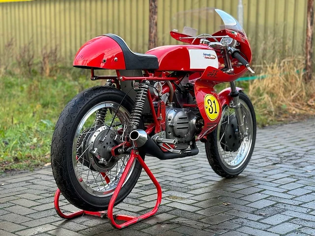 Aermacchi harley davidson 250cc racer - afbeelding 15 van  19