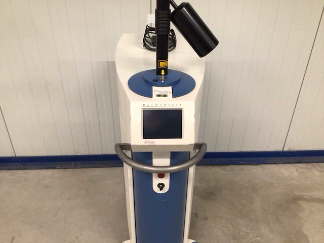 Aesculap - dermablate - yag laser - afbeelding 2 van  7
