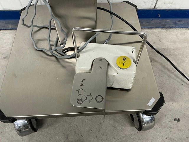 Aesculap - elan e - chirurgische power control unit - afbeelding 2 van  2