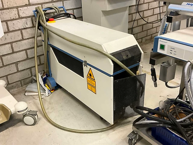 Aesculap dls5 laserapparaat - afbeelding 1 van  3