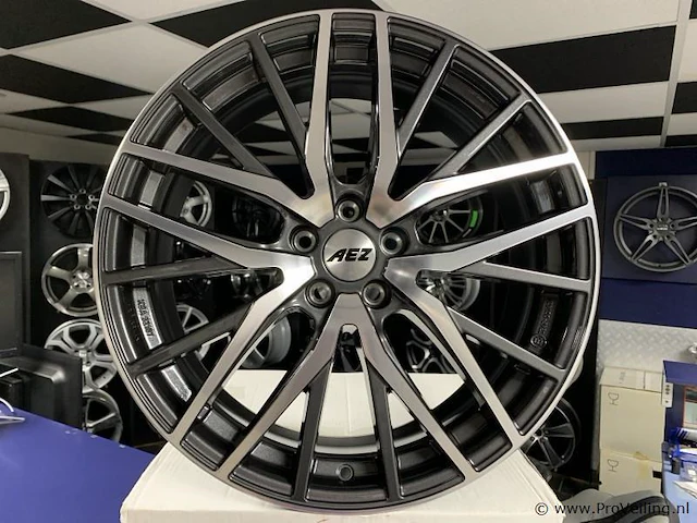 Aez panama aluminium velgenset - 5x108 8j et52.5 - afbeelding 1 van  1