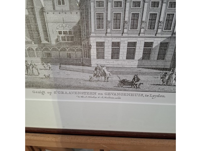 Afbeelding in lijst, gezigt op s'gravensteen en gevangenhuis, te leyden - afbeelding 6 van  8