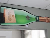 Afbeelding van champagnefles op forex. afmeting 160 x 55 cm. - afbeelding 1 van  1
