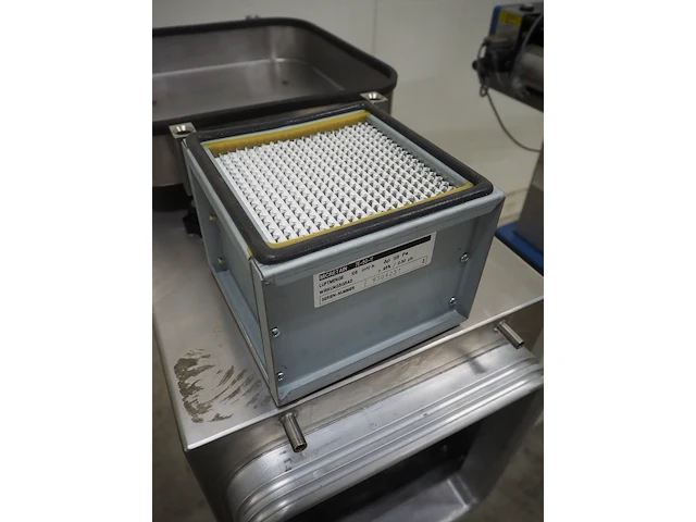 Afc air filtration & containment gmbh - afbeelding 7 van  16