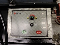 Afgewerkte oliekachel hiton hp 145-wh. afmeting 60 x 110 x 120 cm. - afbeelding 4 van  4