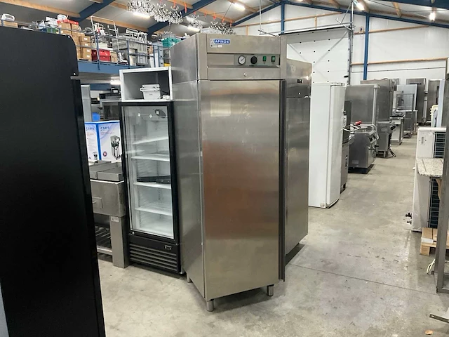 Afinox avtn 600 ix 1 pc rvs koelkast - afbeelding 1 van  7