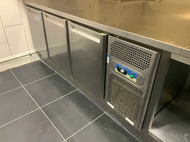Afinox koelwerkbank - afbeelding 1 van  2