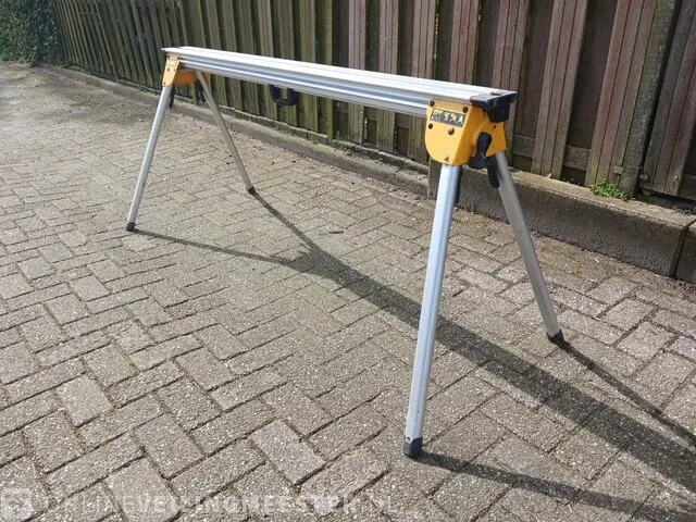 Afkort- en verstekzaagmachine met onderstel dewalt, dws778qs - afbeelding 2 van  13