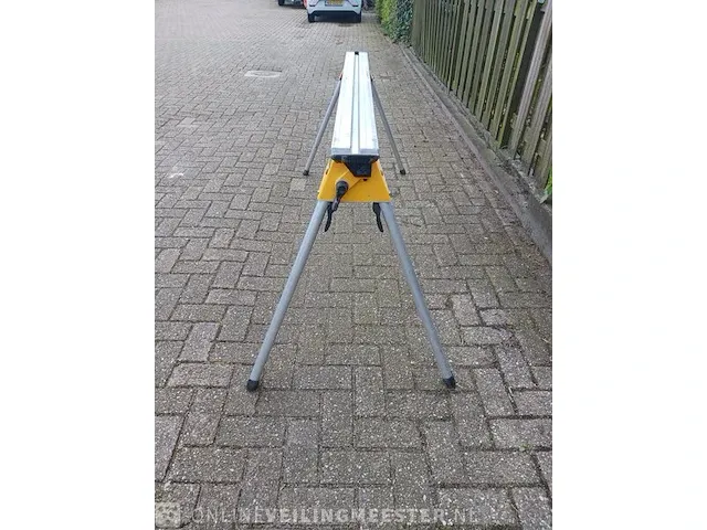 Afkort- en verstekzaagmachine met onderstel dewalt, dws778qs - afbeelding 4 van  13