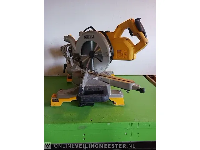 Afkort- en verstekzaagmachine met onderstel dewalt, dws778qs - afbeelding 8 van  13