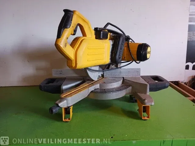 Afkort- en verstekzaagmachine met onderstel dewalt, dws778qs - afbeelding 9 van  13