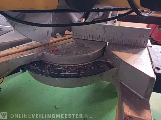 Afkort- en verstekzaagmachine met onderstel dewalt, dws778qs - afbeelding 13 van  13